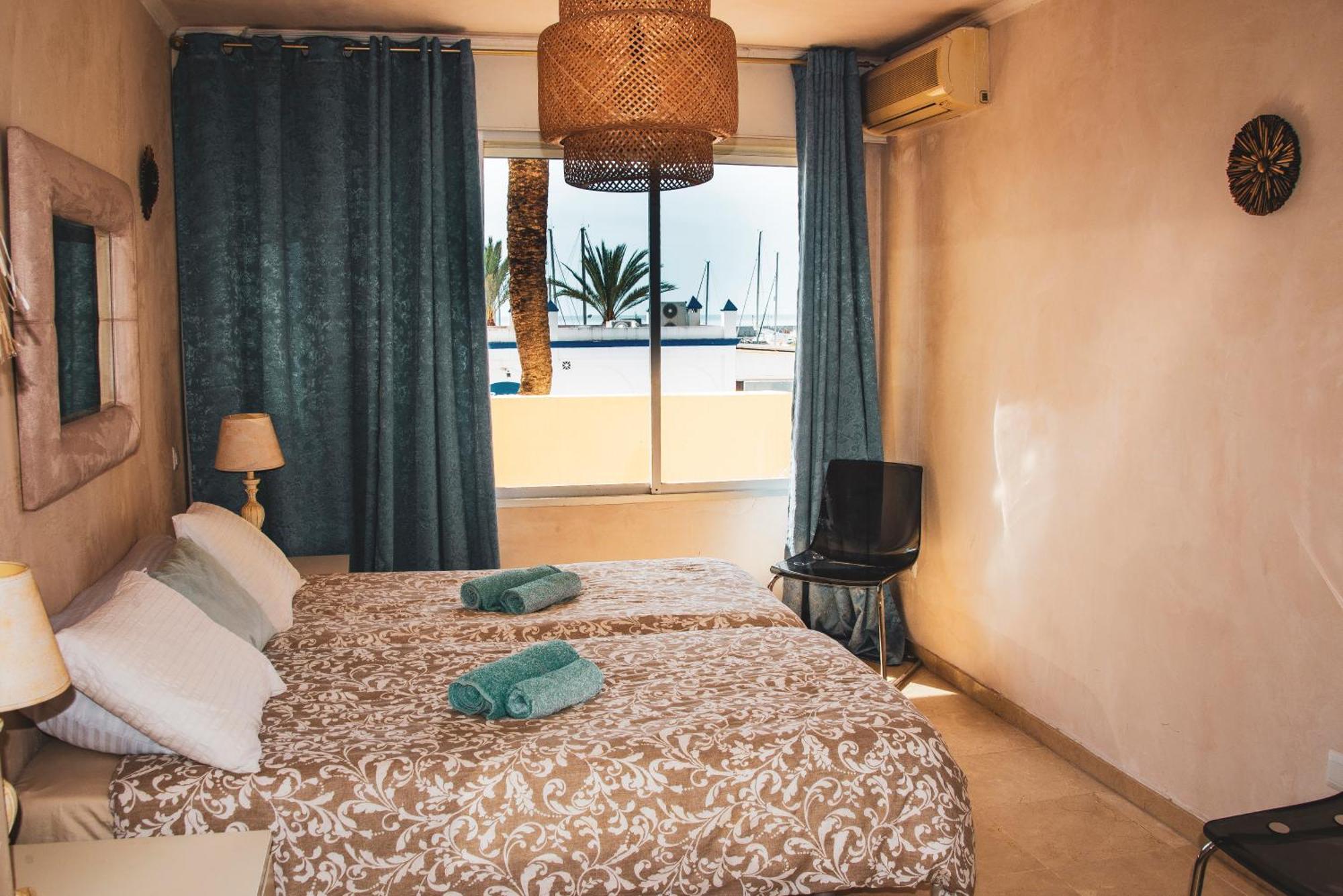 Appartement Palmeras Puerto Paraiso Estepona Luaran gambar